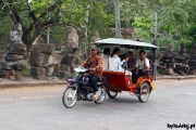 Nazwa pliku=1285-Thai_Camb-SR.jpg
Rozmiar=229KB
Rozmiar=800x533
Data dodania=08 maja 2008 1285-Thai_Camb-SR.jpg