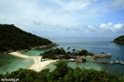 Filename=1827-Thai_Camb-KoThao.jpg
Filesize=164KB
Dimensions=800x533
Date added=May 08, 2008 1827-Thai_Camb-KoThao.jpg