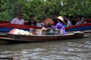 Filename=1856-Thai_Camb-BKK.jpg
Filesize=225KB
Dimensions=800x533
Date added=May 08, 2008 1856-Thai_Camb-BKK.jpg